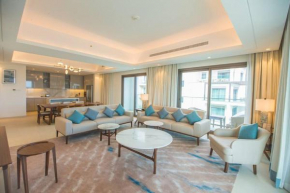 Luxurious 5 Bedroom Apartment - Full Ocean view